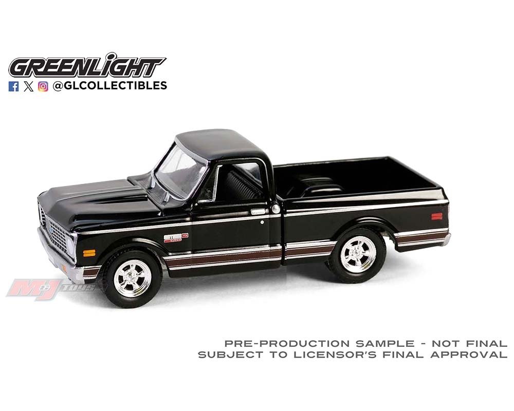 Greenlight 1:64 1972 Chevrolet Cheyenne C10 Short Bed – Black