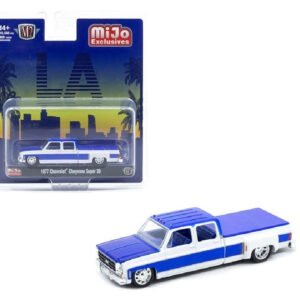 M2 Machines 1:64 1977 Chevrolet Cheyenne Super 30 LA – White