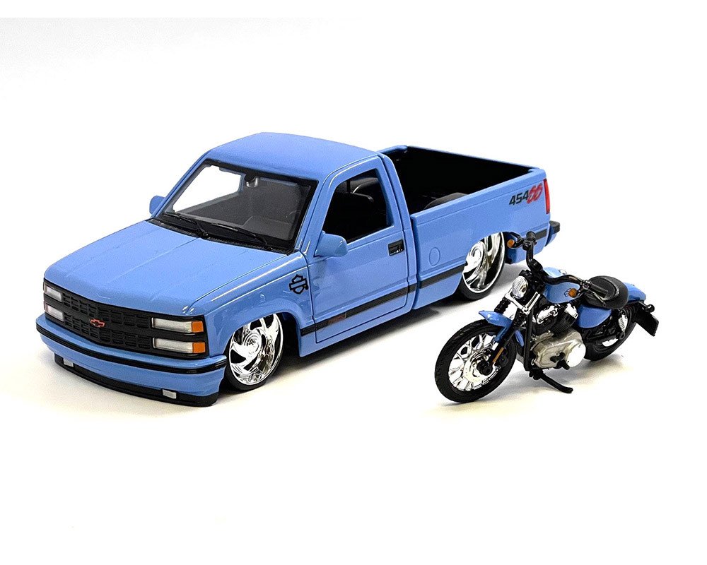 Preorder)1993 Chevrolet 454SS Pick-Up & 2007 XL 1200N Nightster Harley-Davidson Bike - Image 3