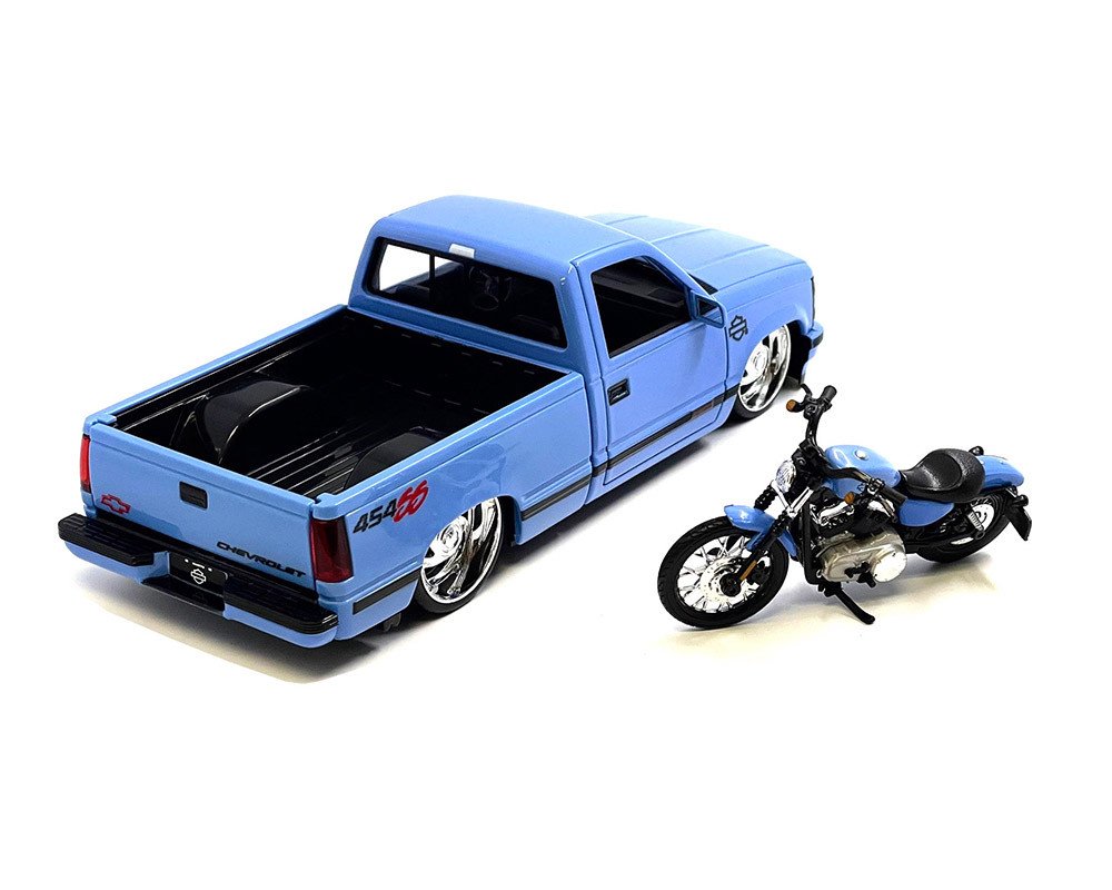 Preorder)1993 Chevrolet 454SS Pick-Up & 2007 XL 1200N Nightster Harley-Davidson Bike - Image 2