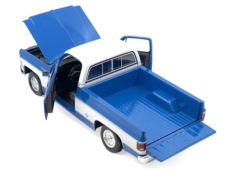 1974 Chevrolet C10 Cheyenne Super – Blue White Two Tone – Special Edition - Image 5